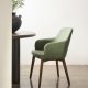 KAVE HOME Nelida spisebordstol, m. armlener - grnn chenille og valnttfinish bketre