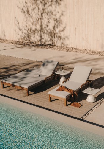 KAVE HOME Saura salongbord i hvit terrazzo med hvit terrazzoplate 32 x 48 x 48