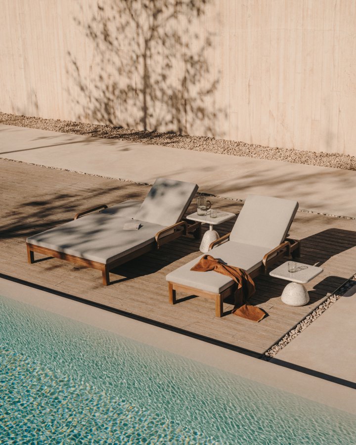 KAVE HOME Saura salongbord i hvit terrazzo med hvit terrazzoplate 32 x 48 x 48