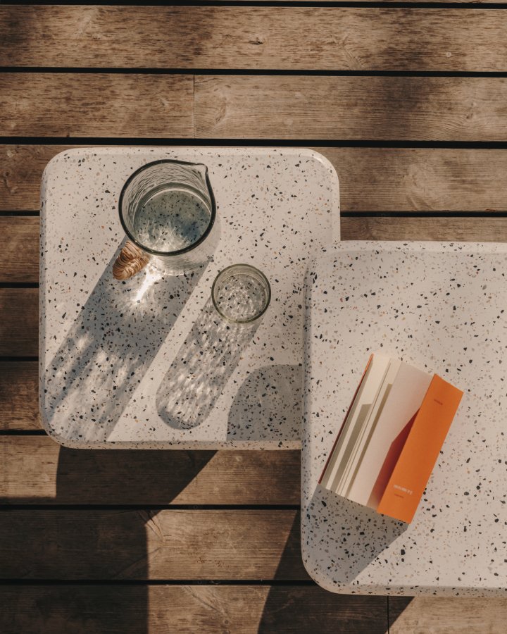 KAVE HOME Saura salongbord i hvit terrazzo med hvit terrazzoplate 32 x 48 x 48