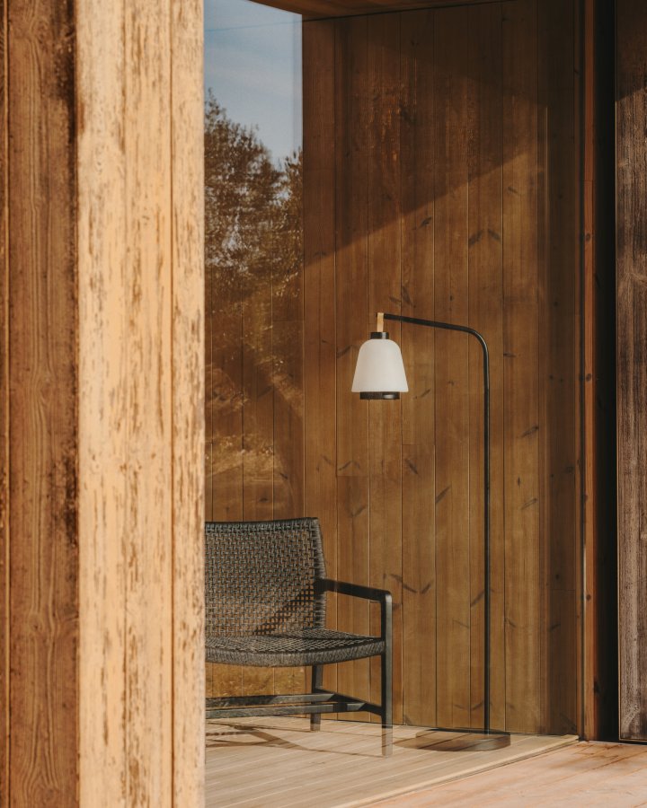 KAVE HOME Nali brbar lampesokkel - svart metall