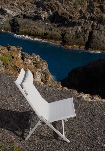 KAVE HOME Canutells utendrs lenestol, sammenleggbar - lysegr tekstil og lysegr aluminium