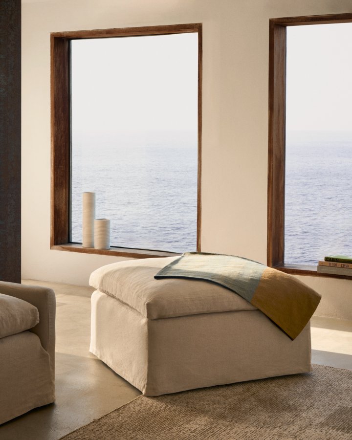 KAVE HOME Zenira fotsttte med avtakbart trekk og beige pute i bomull og lin, 90 x 90 cm