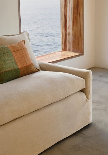 KAVE HOME Zenira sofa med avtakbart trekk og beige puter i bomull og lin, 230 cm