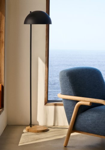 KAVE HOME Catlar gulvlampe - asketre og sort metall