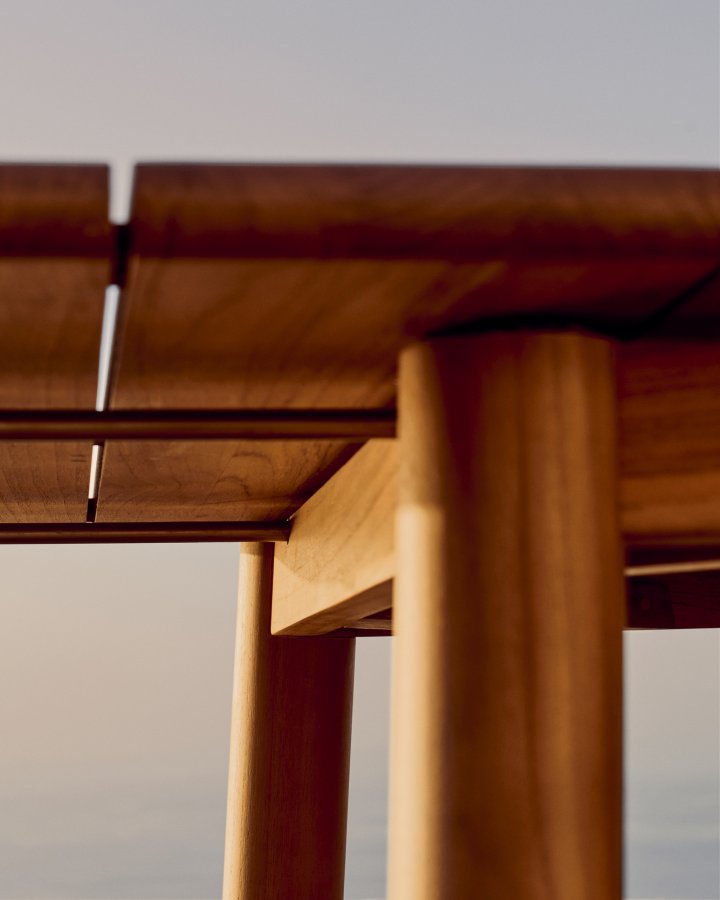 KAVE HOME Turqueta hagebord, med uttrekk - naturlig teak (220(294)x100)