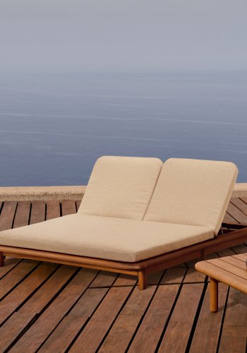 KAVE HOME Turqueta dobbel solstol laget av FSC 100 % heltre teak