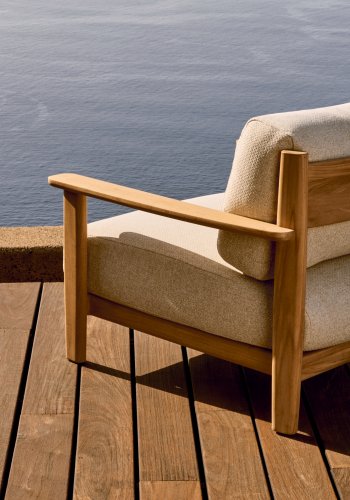 KAVE HOME Tirant lenestol, med armlener naturlig teak