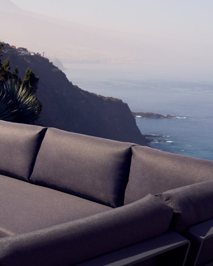 KAVE HOME Tosqueta utendrs salongsett, 5 personer. hjrnesofa og 1 bord - aluminium og teak (sett med 2)