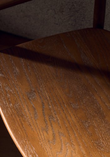 KAVE HOME Fondes stol i heltre eik med valnttfinish FSC Mix Credit