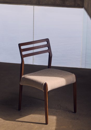 KAVE HOME Cudia stol avtagbart trekk i beige chenille heltre eik, valnttfinish FSC Mix Credit