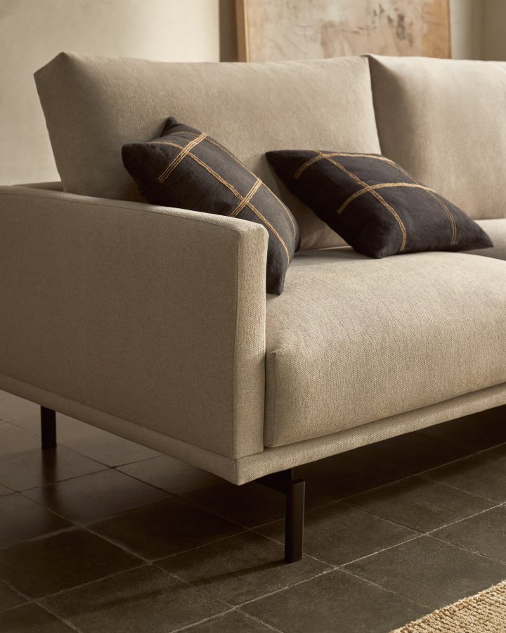 KAVE HOME Galene 3-seters sofa - beige resirkulerte fibre og jern