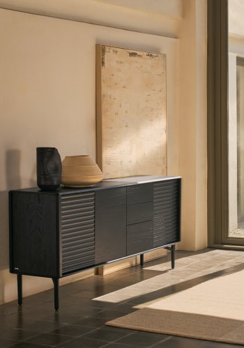 KAVE HOME Lenon skjenk 3 drer og 3 skuffer heltre og svart eikefiner 200x86cm FSC Mix Cre