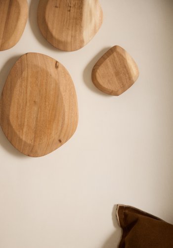 KAVE HOME Selem veggdekorasjon, kologisk - naturlig mungurtre (sett med 4)