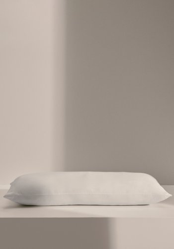 KAVE HOME Nyla mikrofiberpute 80 x 40 cm