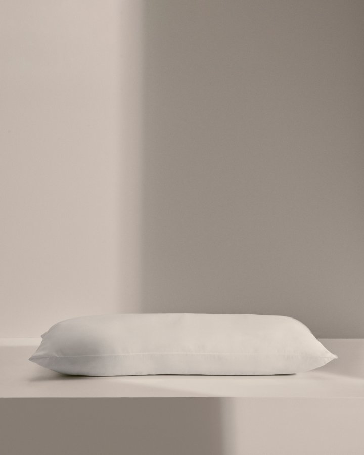 KAVE HOME Nyla mikrofiberpute 80 x 40 cm