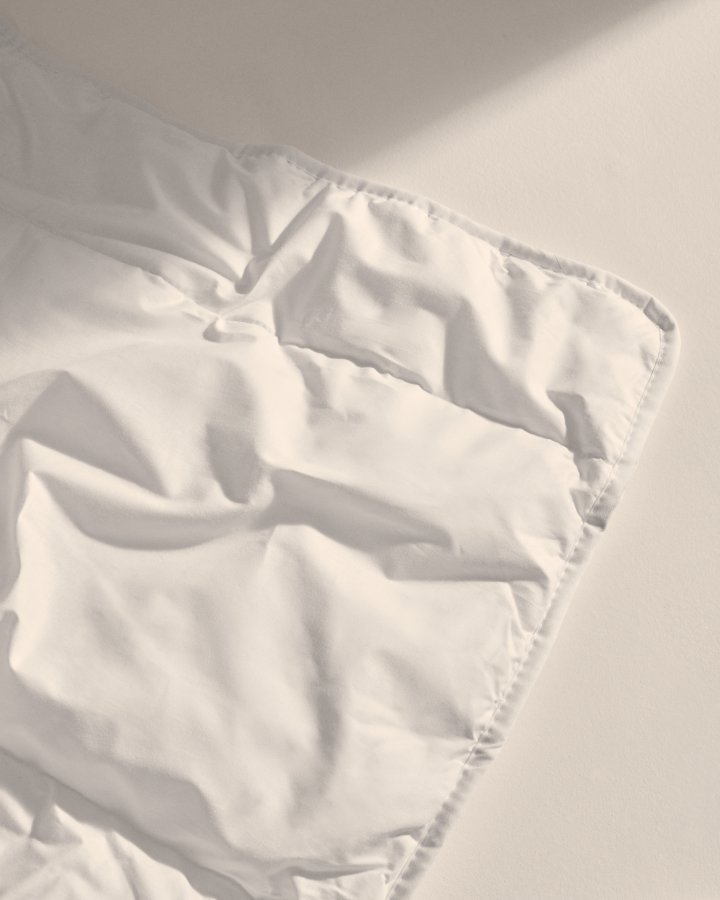 KAVE HOME Atra 70 % dun- og 30 % fjrdyne til 80/90 cm seng, laget i Spania