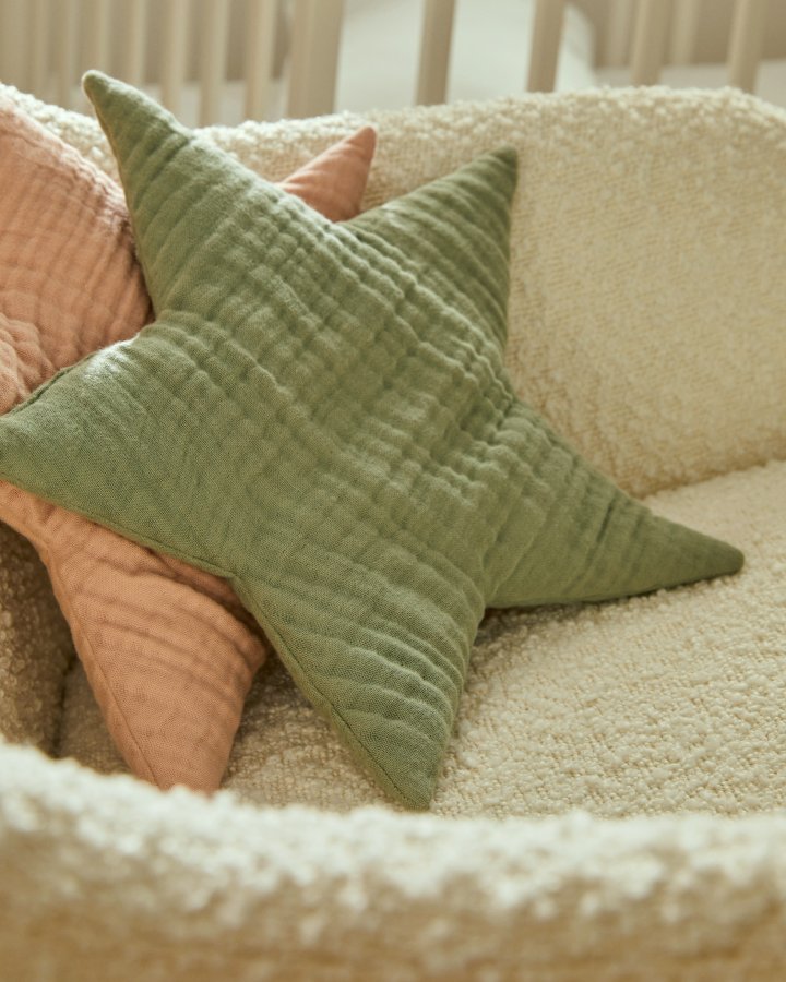 KAVE HOME Laily stjerneformet, grnn pute laget av 100 % kologisk bomull, 30 x 30 cm