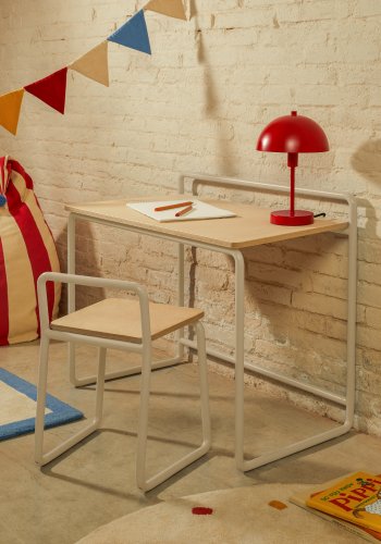 KAVE HOME barnepult i tinn, rektangulrt - finér i naturlig ask og beige metall (82x45)