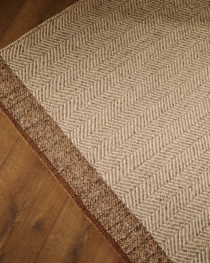 KAVE HOME Nifelia jacquardteppe i beige ull, 160 x 230 cm