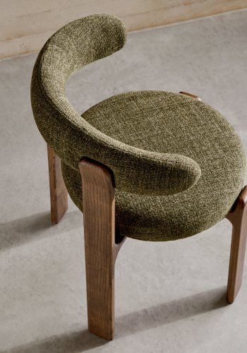 KAVE HOME spisebordsstol i granitt - grnn chenille og valntt finish asketre