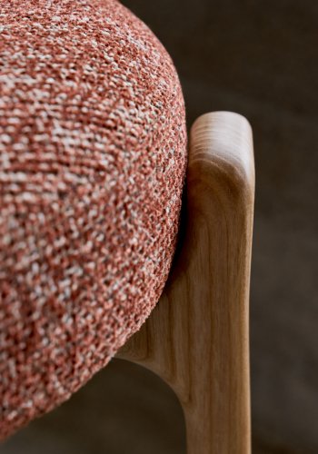 KAVE HOME spisestuestol i granitt - terracotta chenille og naturlig ask