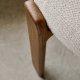 KAVE HOME spisestuestol i granitt - beige chenille og valntt finish asketre