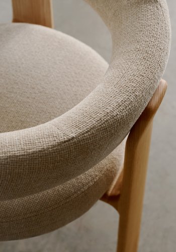 KAVE HOME Granitt 3-bent spisebordsstol, m. armlener - beige chenille og naturlig ask