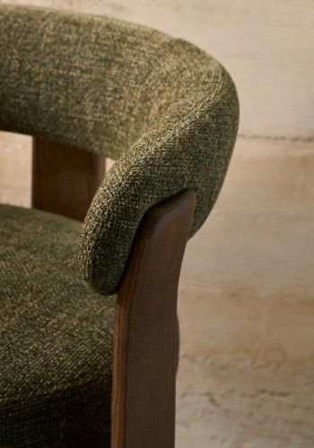 KAVE HOME Granitt 3-bent spisebordsstol, m. armlener - grnn chenille og valntt finish asketre