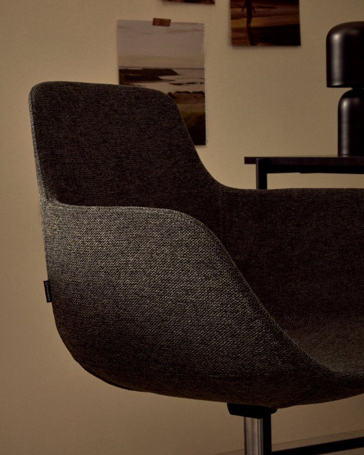 KAVE HOME Tissiana skrivebordsstol, m armlener, hjul, justerbar h�yde - m�rkegr� stoff og aluminium