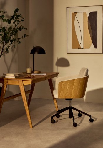 KAVE HOME Madai skrivebordsstol, med armlener - finer i naturlig ask, beige chenillestoff og svart aluminium