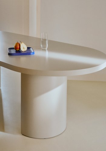 KAVE HOME Nealy-bord i lakkert MDF med ecru-finish, 200 x 100 cm