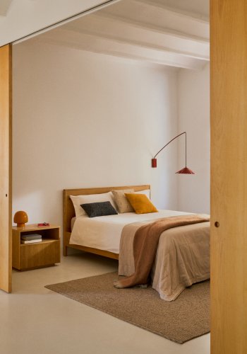 KAVE HOME Helvine sengebord, m. 1 rum og 1 skuffe - natur egetr�sfiner (60x52)