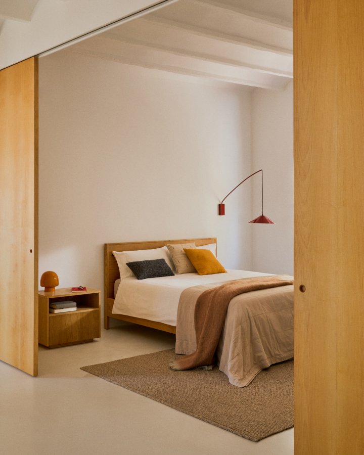 KAVE HOME Helvine sengebord, m. 1 rum og 1 skuffe - natur egetr�sfiner (60x52)