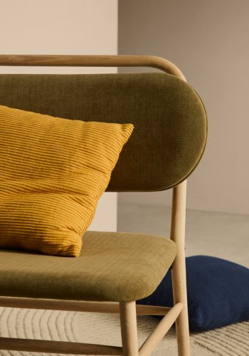 KAVE HOME Helda lenestol - grnn chenille og naturlig eik