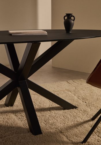 KAVE HOME Argo bord med svart glass og svarte stlben 200 x 100 cm