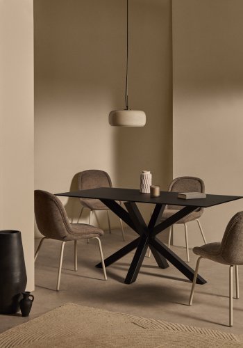 KAVE HOME Argo bord med svart glass og svarte stlben 160 x 190 cm