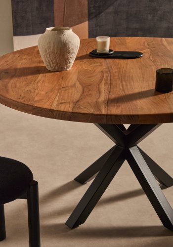 KAVE HOME Rundt bord Argo i heltre akasie og stlben med sort finish 150 cm