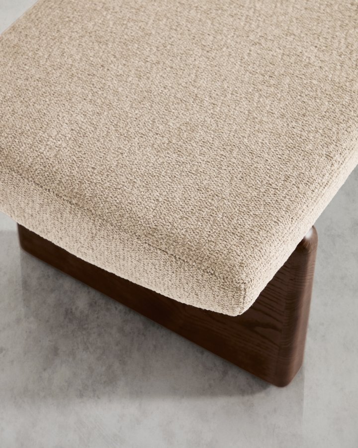 KAVE HOME Topaz benk, rektangulr - beige chenille og valntt finish asketre (150x51)