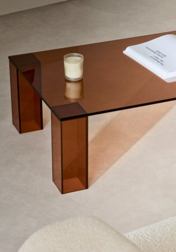 KAVE HOME Adularia brunt salongbord laget av herdet glass, 140 x 60 cm