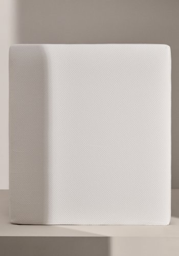 KAVE HOME Eva memory foam madrass - hvitt stoff (180x200)