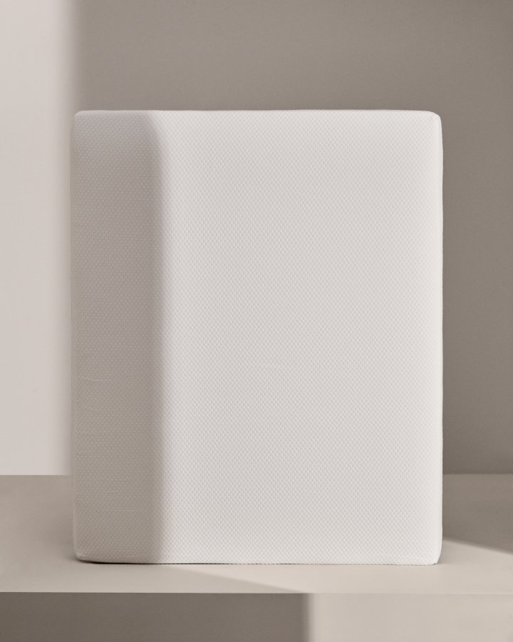 KAVE HOME Eva memory foam madrass - hvitt stoff (160x200)