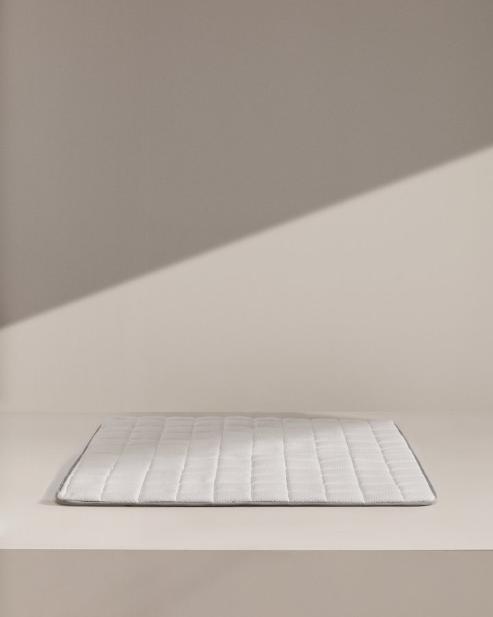 KAVE HOME Freya overmadrass - hvitt stoff (160x200)