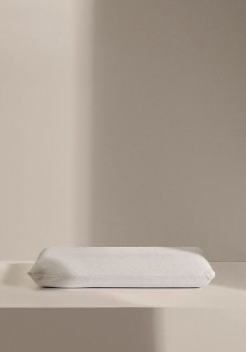 KAVE HOME Sasa viskoelastisk pute 33 x 70 cm