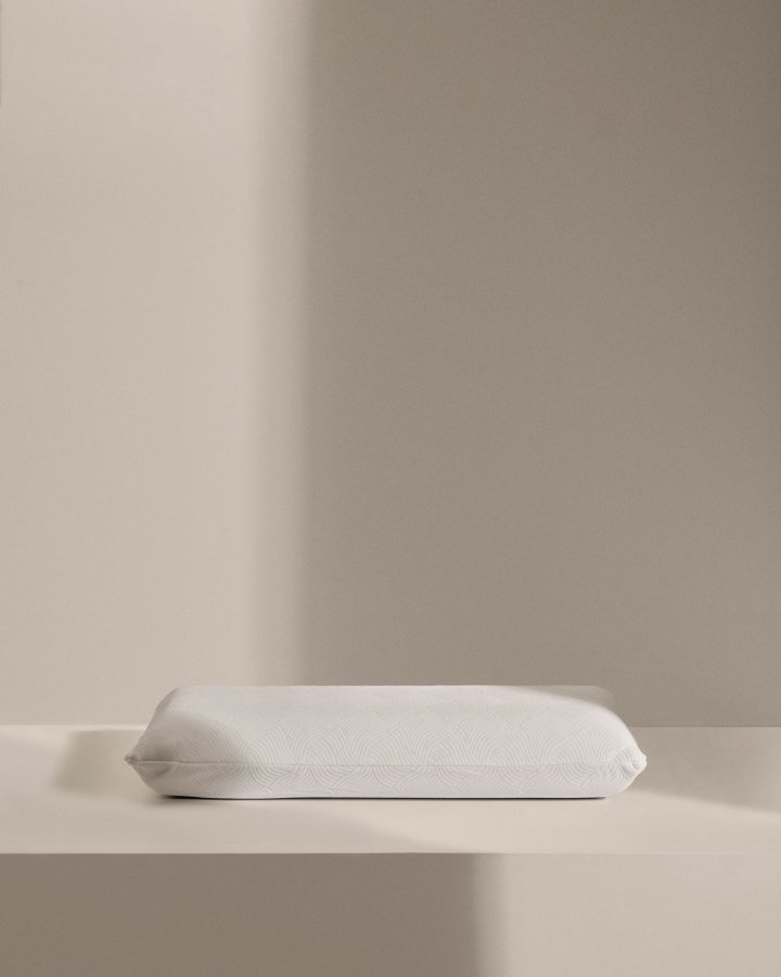 KAVE HOME Sasa viskoelastisk pute 33 x 70 cm