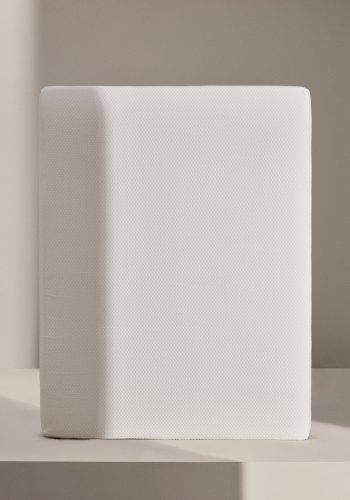 KAVE HOME Eva memory foam madrass - hvitt stoff (150x190)
