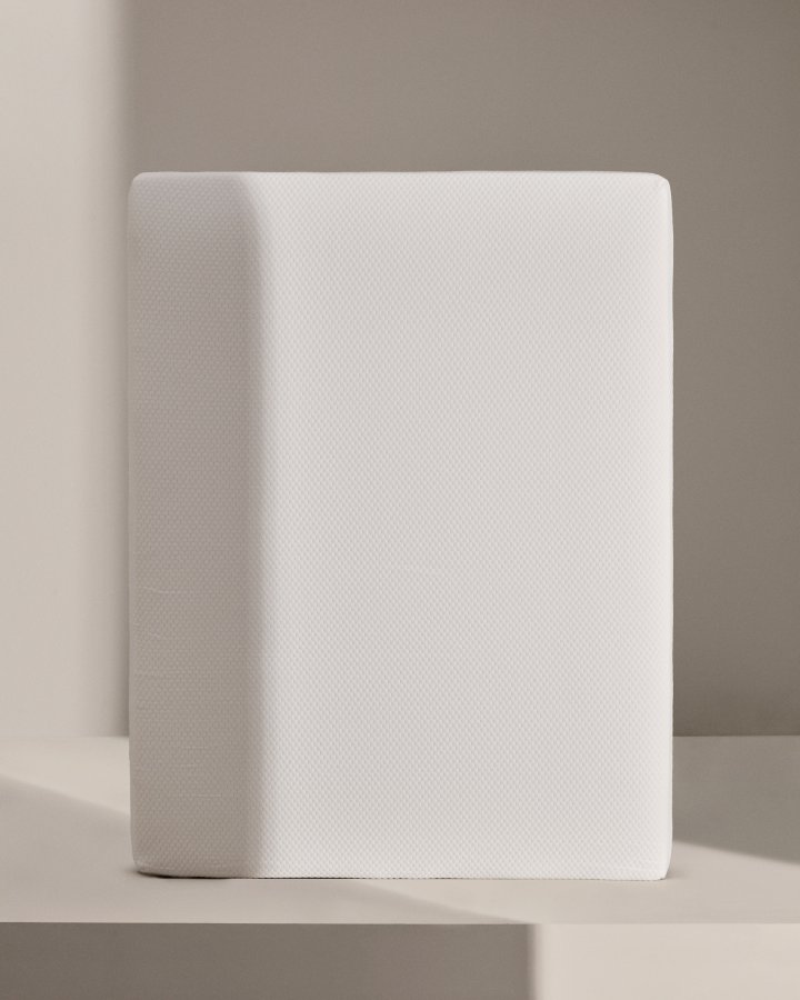 KAVE HOME Eva memory foam madrass - hvitt stoff (150x190)