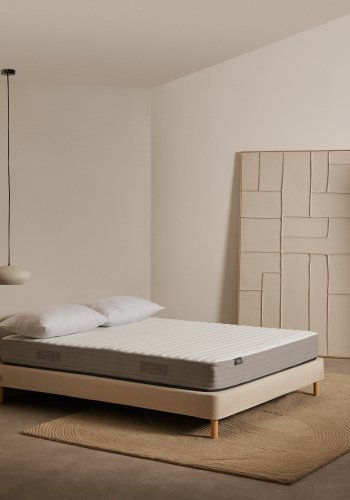 KAVE HOME Yoko skummadrass 140 x 190 cm