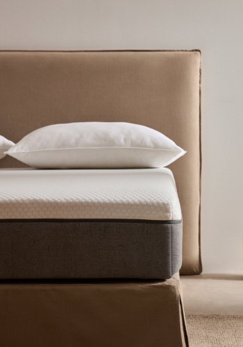KAVE HOME Eva memory foam madrass - hvitt stoff (160x200)