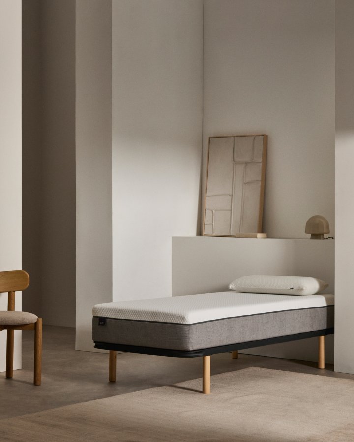 KAVE HOME Talo sengebunn uten ben, med lameller - grtt metall (90x200)